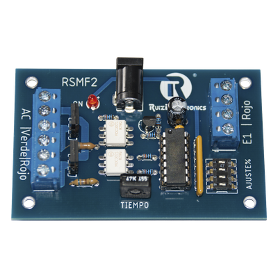 Tarjeta de Control para Semáforos / Gestión Aleatoria de Estados / Tiempo Ajustable 0.5-10 s / Contacto Seco / 12 VCC 500 mA / Modo Siempre Rojo